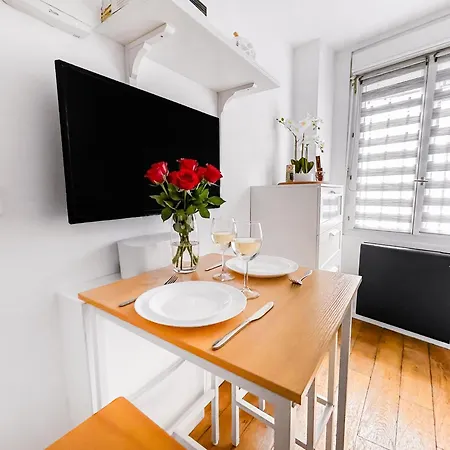 Cosy Et Lumineux, Quartier Canal St Martin شقة باريس